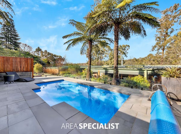 30 Lakeside Drive, Emerald, Vic 3782