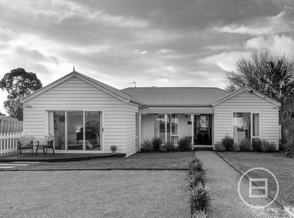 4 Wakool Avenue, Rosebud, Vic 3939