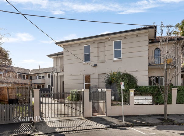 11/2 Emilton Avenue, St Kilda, Vic 3182