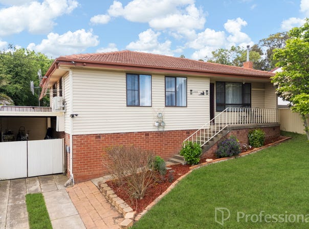 299 Rocket Street, West Bathurst, NSW 2795
