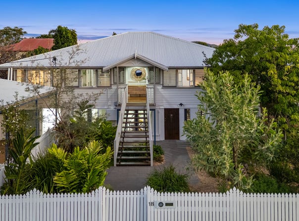 18 Princes Road, Hyde Park, Qld 4812