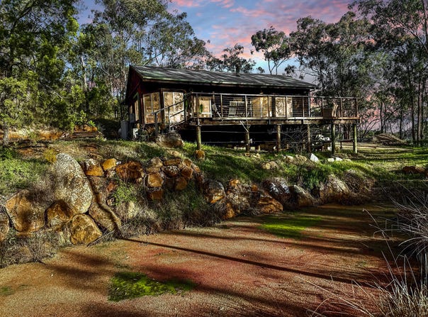 49 Blaxlands Arm Road, Laguna, NSW 2325
