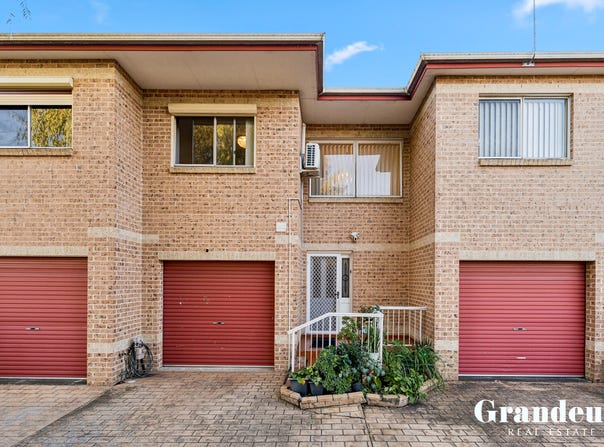 4/120 Oxford Street, Smithfield, NSW 2164
