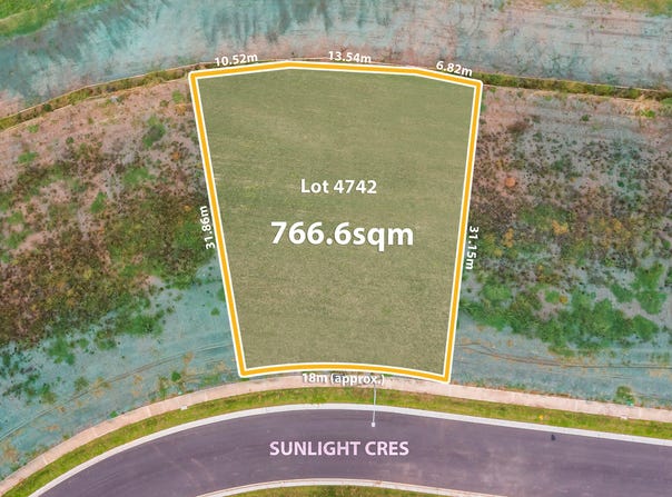 65 Sunlight Crescent, Menangle Park, NSW 2563