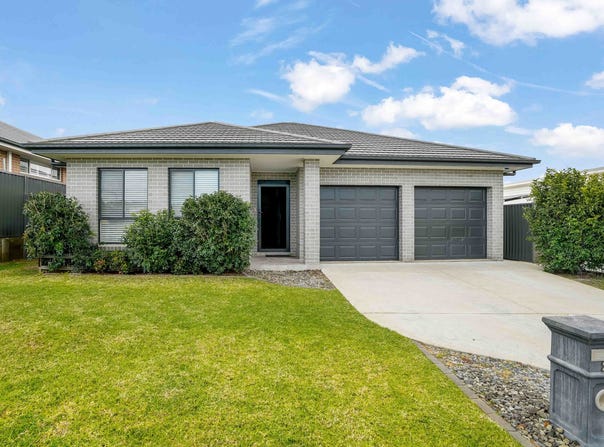 28 Mapplewell Circuit, Farley, NSW 2320