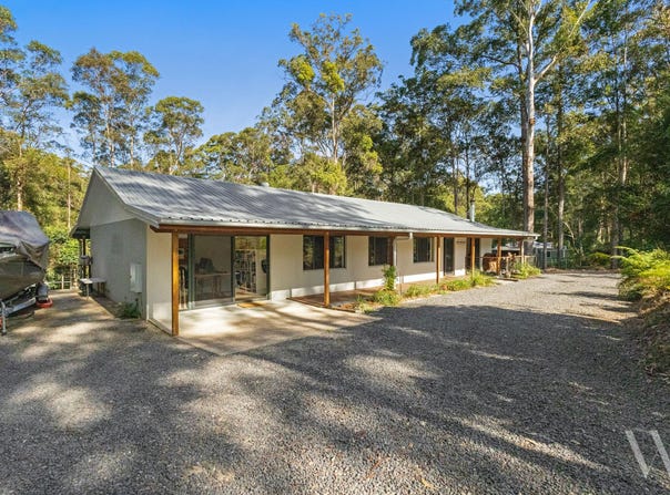 14 Mountain Street, Pomona, Qld 4568
