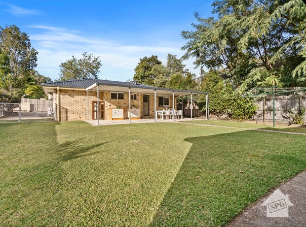 31 Lycette Street, Belmont, Qld 4153