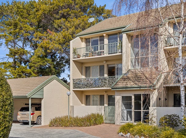 18/4 Antis Street, Phillip, ACT 2606