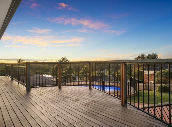 31 Wantana Crescent, Edens Landing, Qld 4207