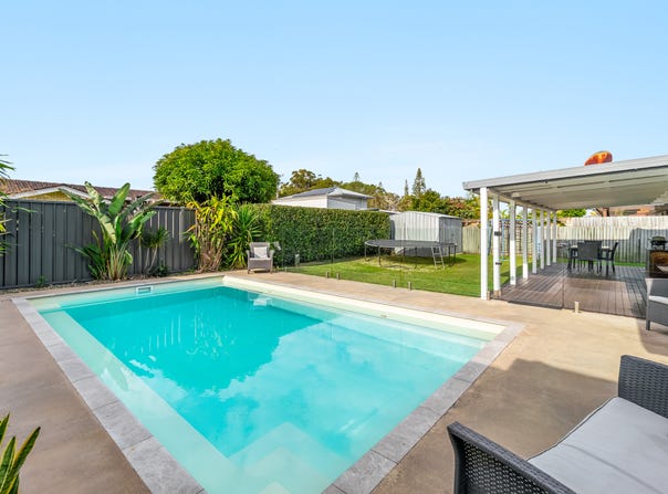 5 Cox Street, Yamba, NSW 2464