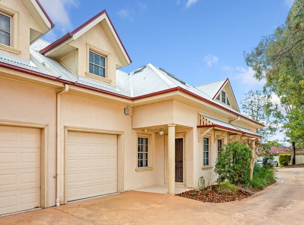 2/74 Cam Street, Cambridge Park, NSW 2747