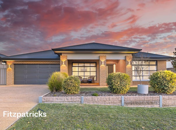 4 Beetson Street, Boorooma, NSW 2650