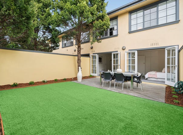 1/125 Kambrook Road, Caulfield, Vic 3162