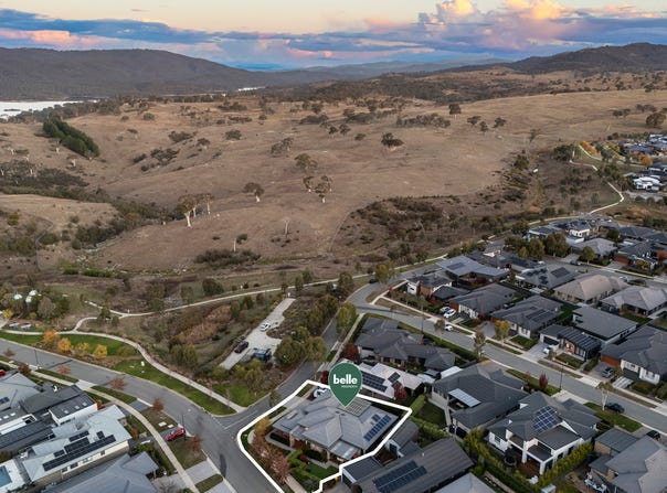 2 Leon Street, Googong, NSW 2620