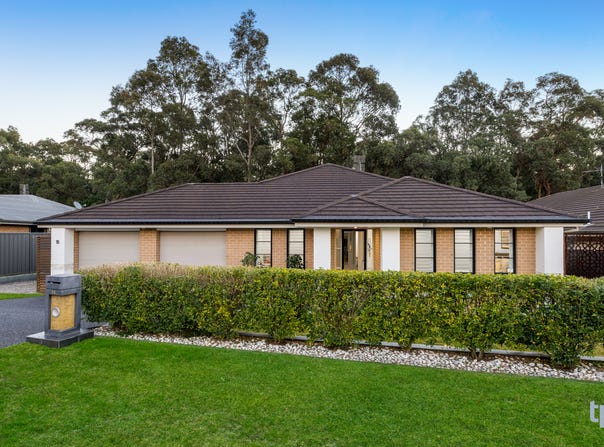 18 Tallowwood Crescent, Fletcher, NSW 2287