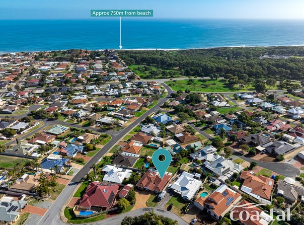 2/10 Nutans Court, Halls Head, WA 6210