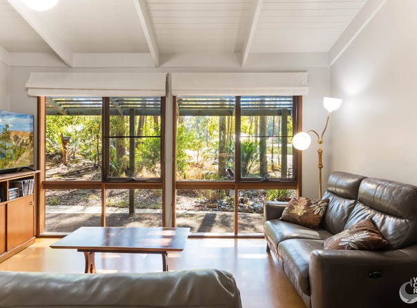 22 Casey Cres, Mystery Bay, NSW 2546