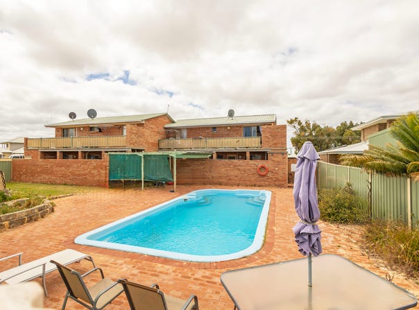 Unit 4/3 Tuart Street, Leeman, WA 6514