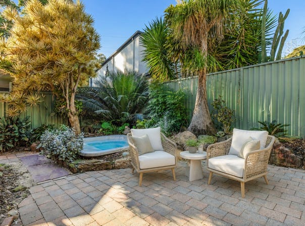 1 Reliance Place, Illawong, NSW 2234