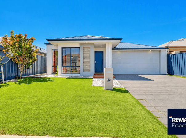 15 Govan Road, Canning Vale, WA 6155