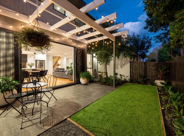 2/69 Stephens Street, Morningside, Qld 4170