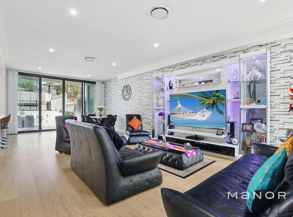 15/43 Stone Mason Drive, Norwest, NSW 2153