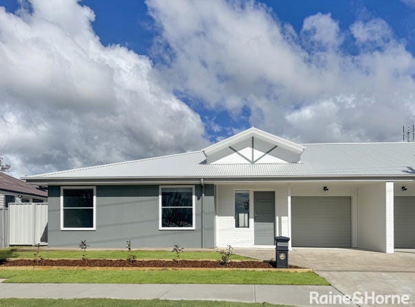 74 Berthong Street, Young, NSW 2594