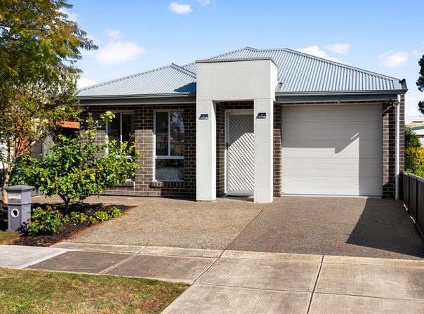 27A Hoskin Avenue, Kidman Park, SA 5025