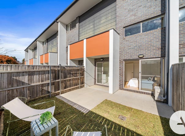 5/8 Henry Kendall St, Franklin, ACT 2913