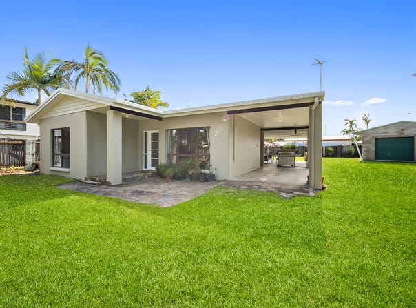 11 Sandra Close, Trinity Park, Qld 4879