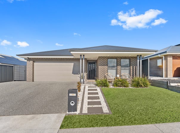 41 Bottlebrush Drive, Calderwood, NSW 2527