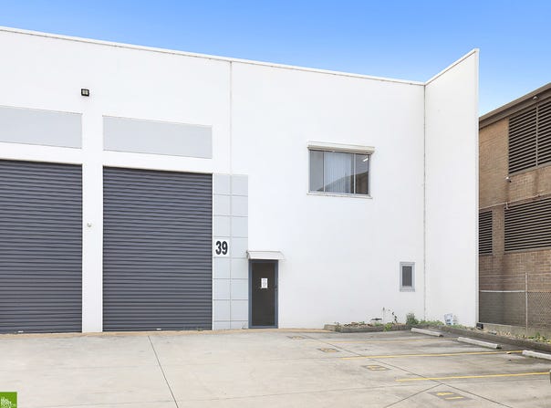 39/124-130 Auburn Street, Coniston, NSW 2500