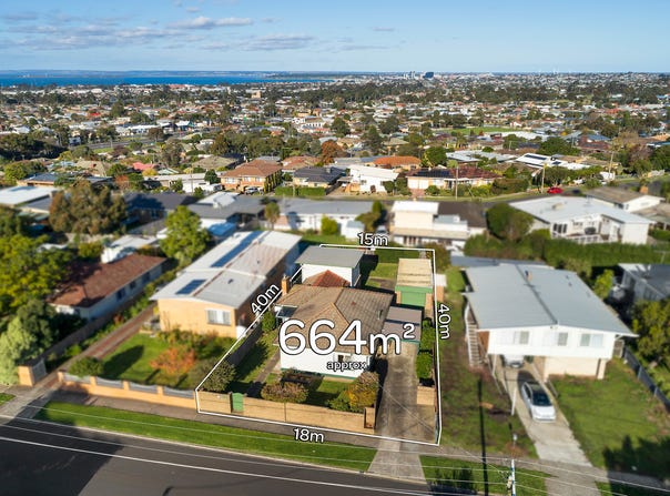 17 Forfar Road, Hamlyn Heights, Vic 3215