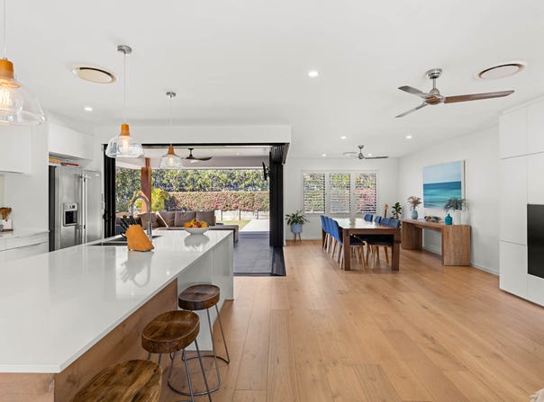 11 Haynes Avenue, Eleebana, NSW 2282