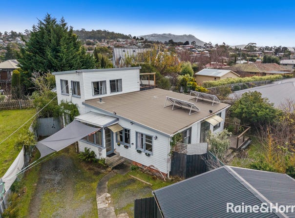 34 Powell Road, Blackmans Bay, Tas 7052