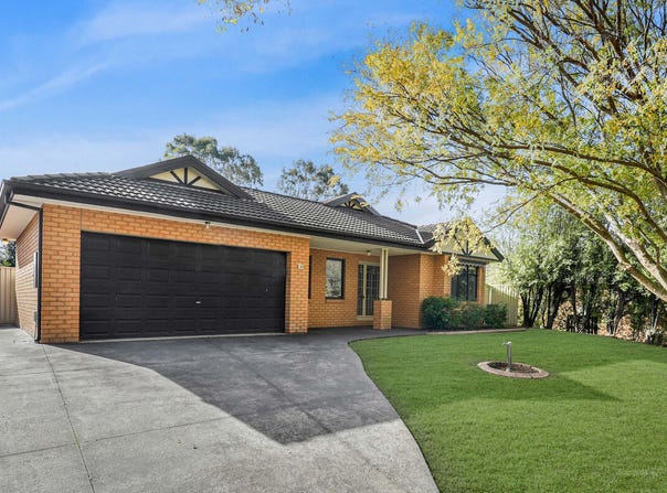 10 Sassafras Close, Pakenham, Vic 3810