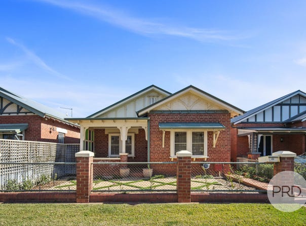 64 Peter Street, Wagga Wagga, NSW 2650