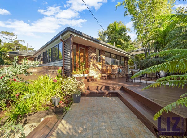 4 Neptune Street, Chapel Hill, Qld 4069