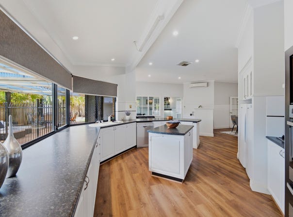 29 Bremner Circle, Canning Vale, WA 6155