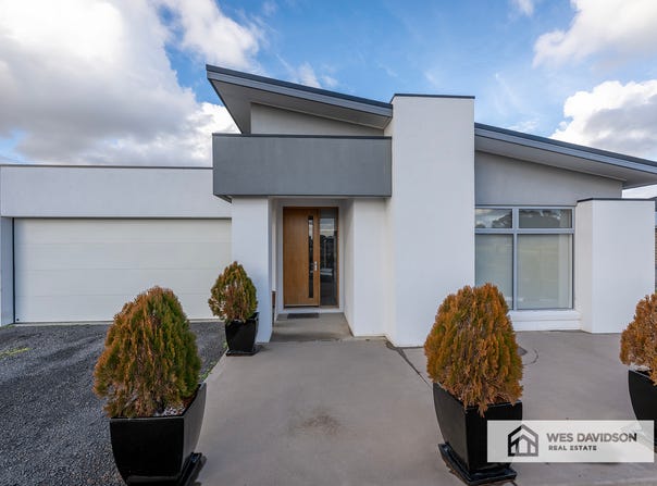137 Grahams Bridge Road, Horsham, Vic 3400
