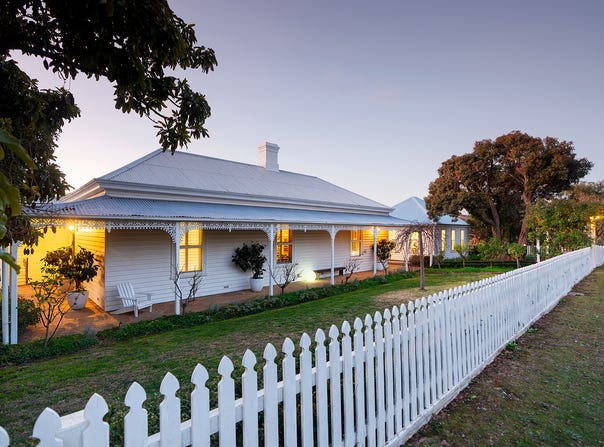 24 Adair Street, Maldon, Vic 3463