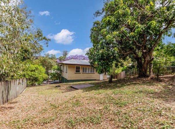 115 Gerler Street, Bardon, Qld 4065