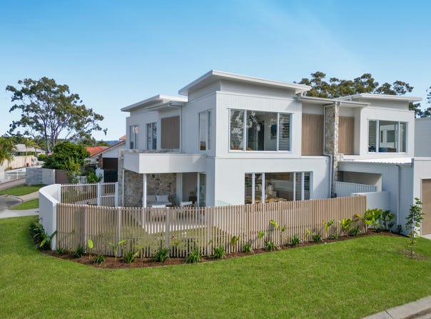 1 Tween Court, Mermaid Waters, Qld 4218