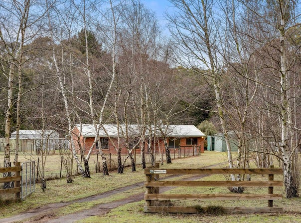 25 Gays Road, Wheatsheaf, Vic 3461