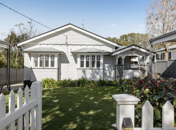 10 Vacy Street, Newtown, Qld 4350
