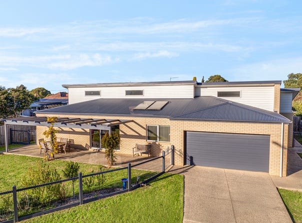 4 Harrow Close, Belmont, Vic 3216