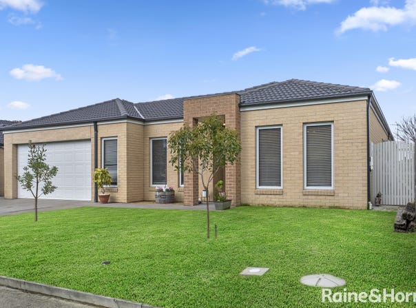 9 Clarks Road, Lang Lang, Vic 3984