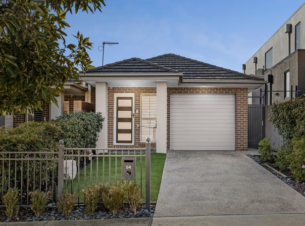54 Williamson Avenue, Strathmore, Vic 3041