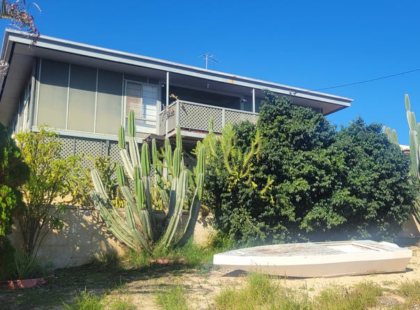 1 Craggs Court, Carnarvon, WA 6701