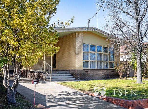 18 Murphy Street, Kennington, Vic 3550